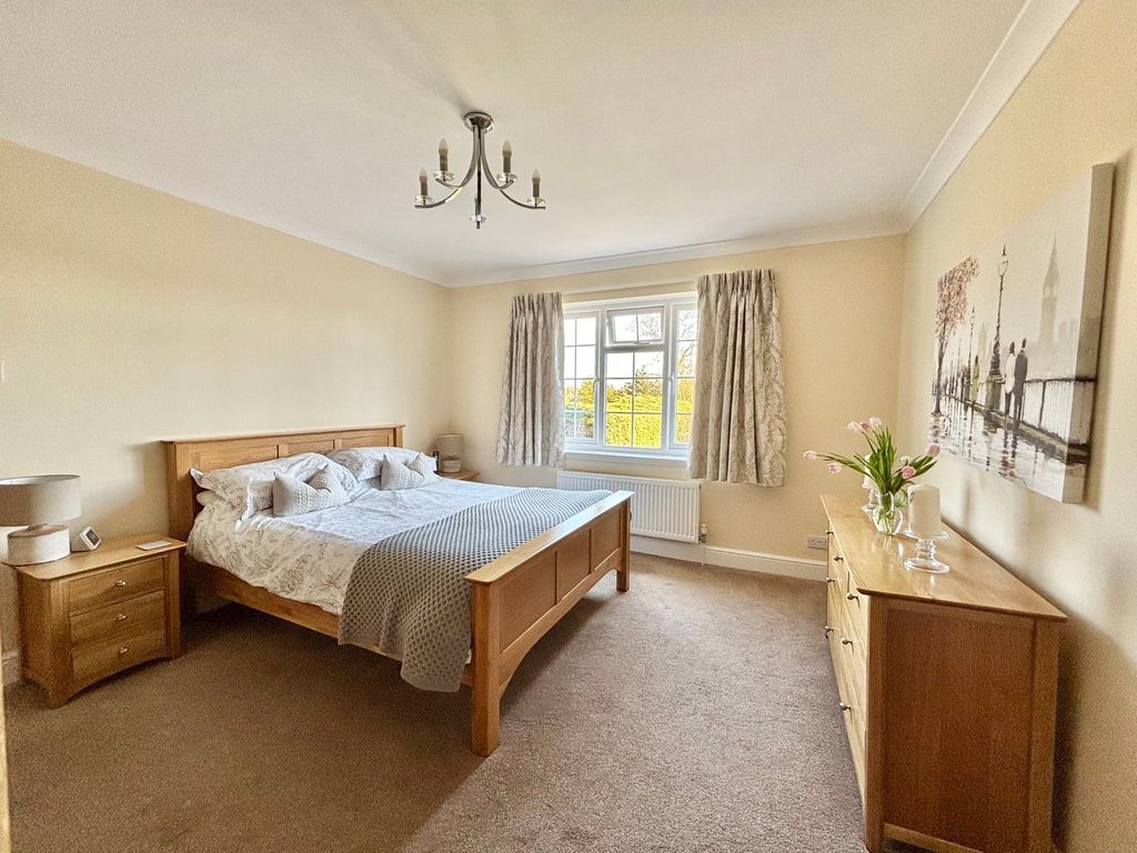 Additional image 11 of 4 bed detached house for saleCollington Rise, Bexhill-On-Sea TN39