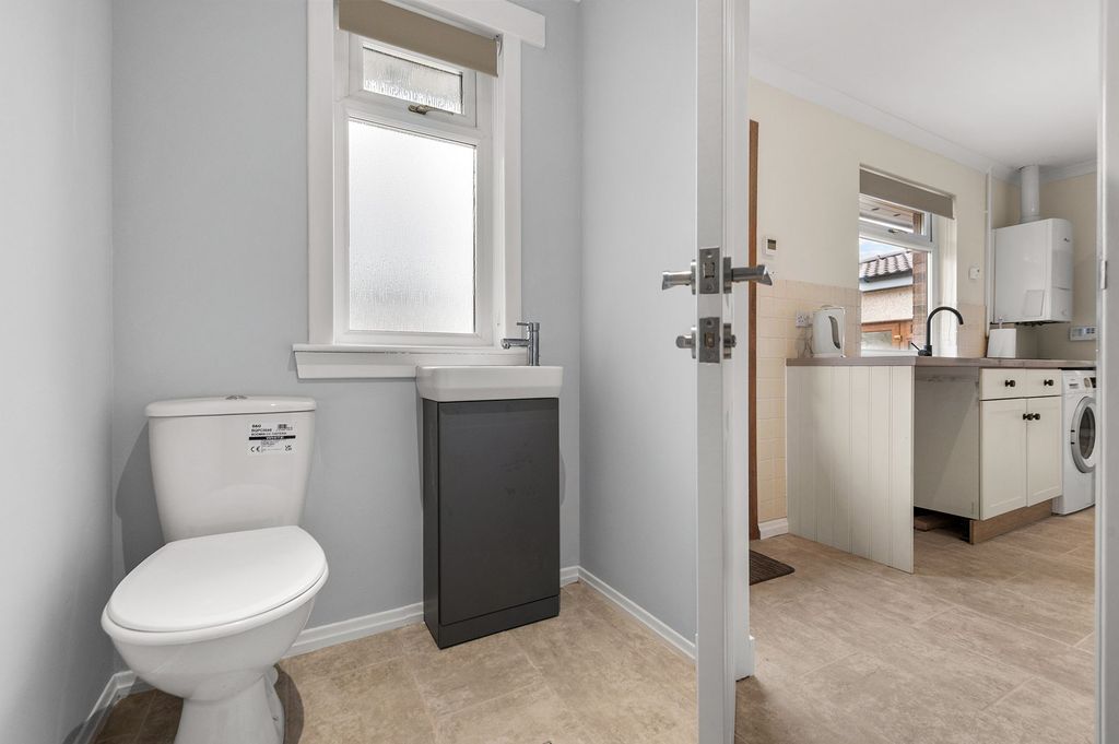 Additional image 7 of 6 bed villa for saleCroft Road, Auchterarder PH3