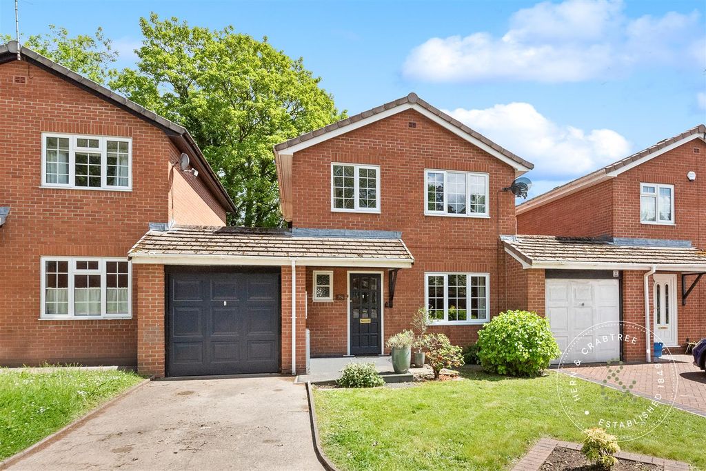 3 bed detached house for saleCae Syr Dafydd, Cardiff CF11