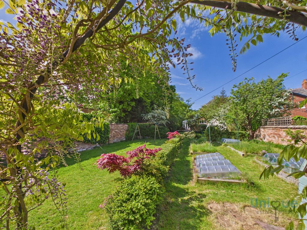 Additional image 29 of 5 bed semi-detached house for saleHeadroomgate Road, Lytham St. Annes FY8