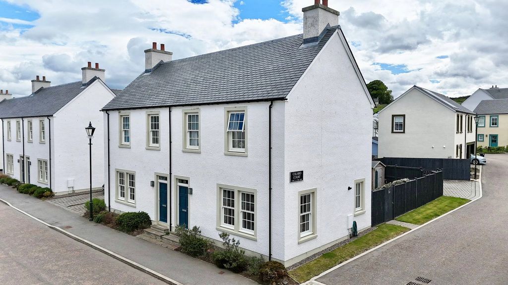 3 bed semi-detached house for sale19 Hillhead Road, Tornagrain, Inverness IV2