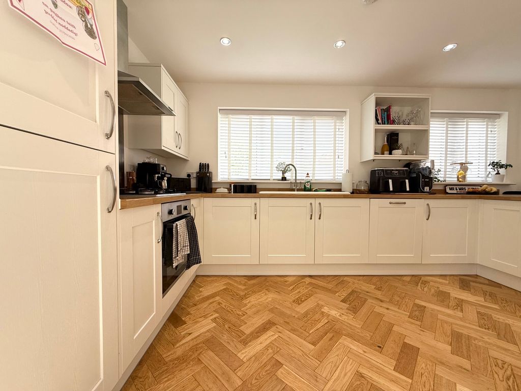 Additional image 6 of 4 bed detached house for saleRhodfa Cae Uchel, Aberdare, Rhondda Cynon Taf CF44
