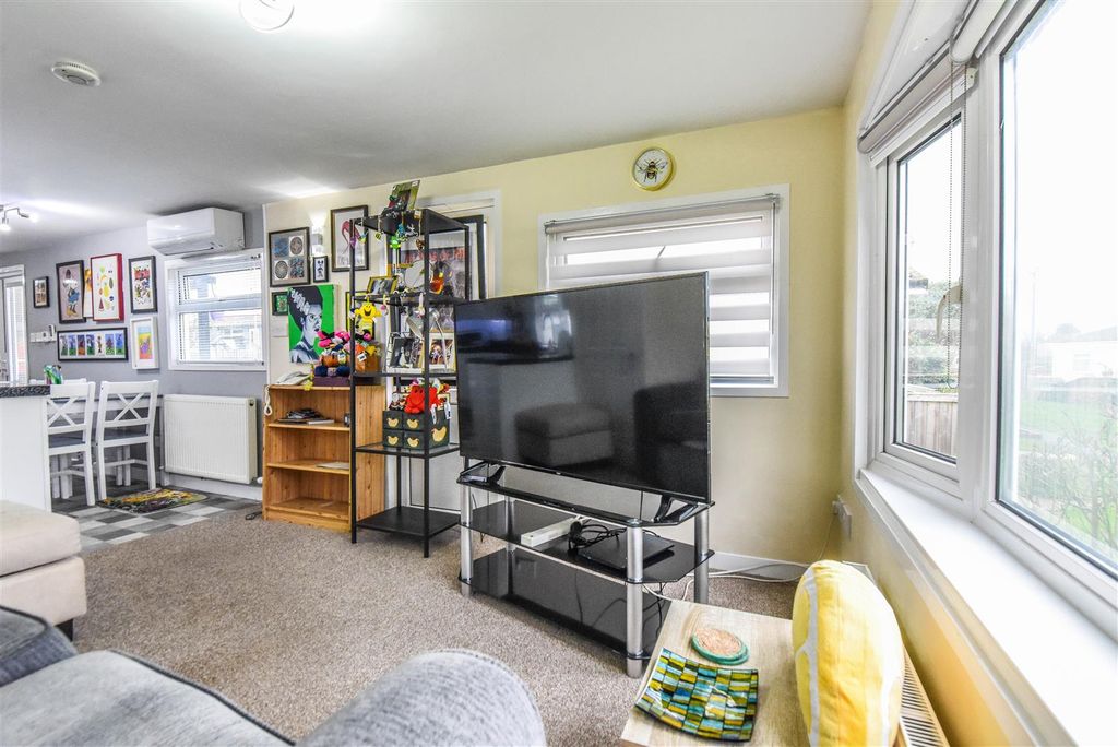 Additional image 4 of 1 bed mobile/park home for saleBerkeley Vale Park, Berkeley GL13