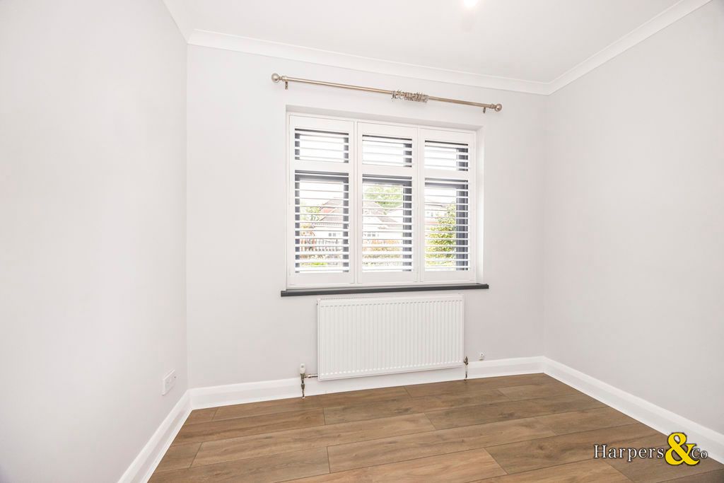 Additional image 8 of 5 bed detached bungalow for saleBaldwyns Park, Bexley DA5