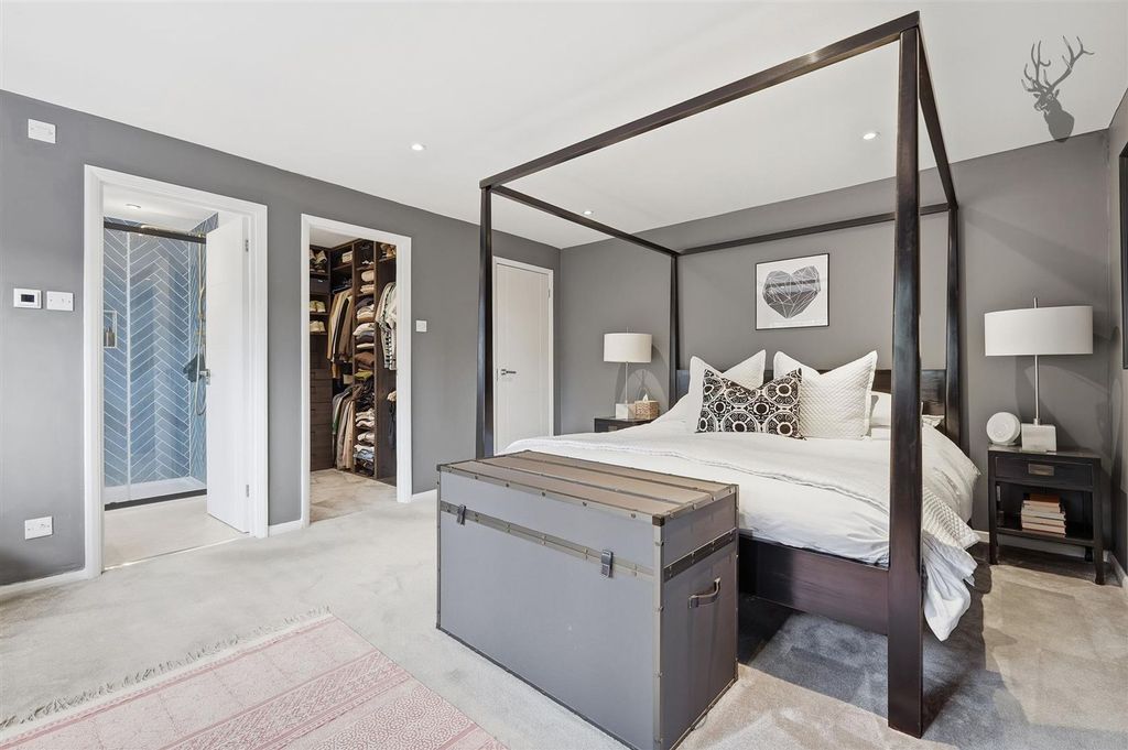 Additional image 23 of 4 bed detached house for saleRussell Road, Buckhurst Hill IG9