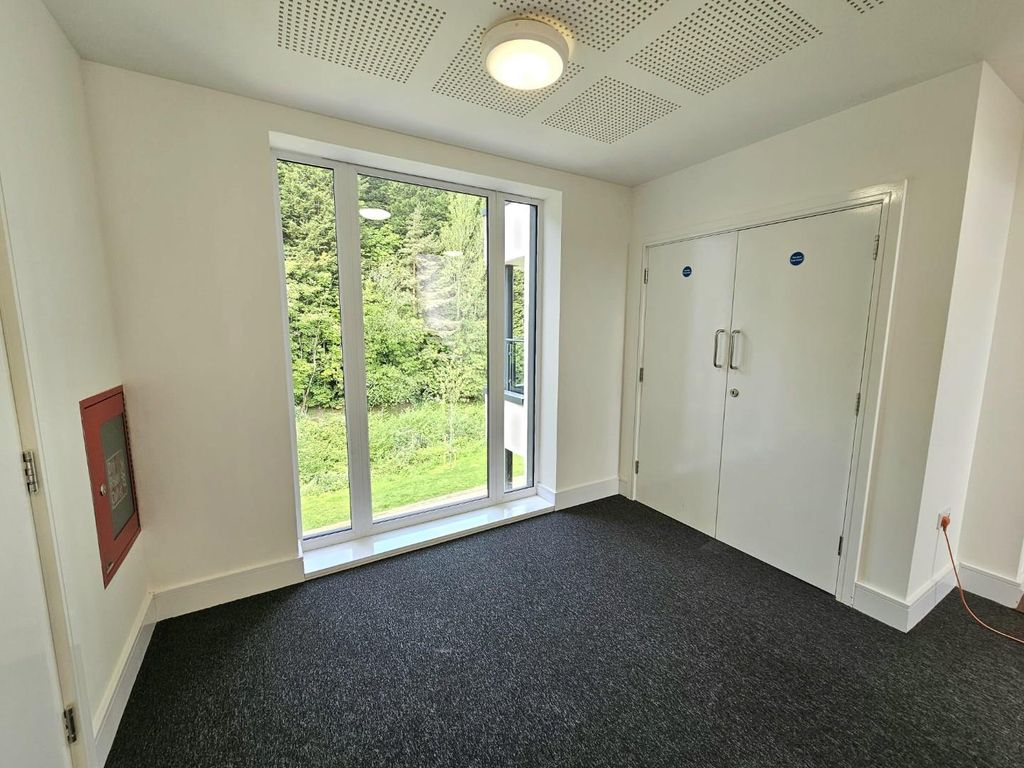 Additional image 14 of 2 bed flat for saleAshton Lane, Dursley GL11