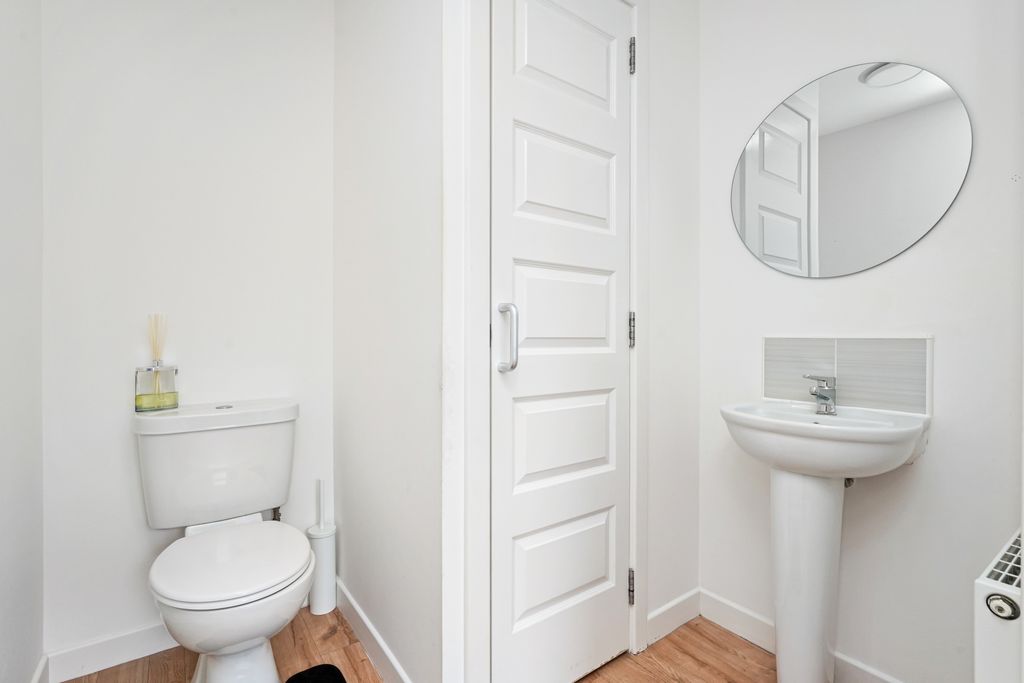 Additional image 10 of 2 bed end terrace house for sale2 Linden Avenue, Gracemount, Edinburgh EH16