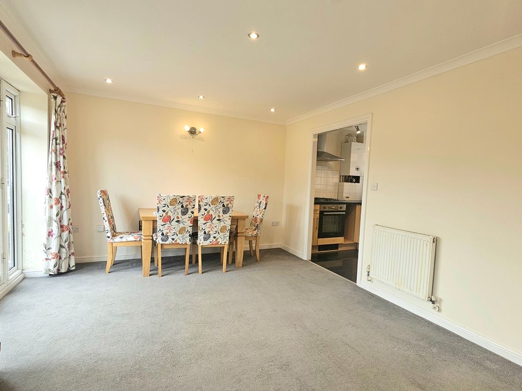 Additional image 7 of 2 bed flat for saleGoldsworth Road, Woking, Surrey GU21