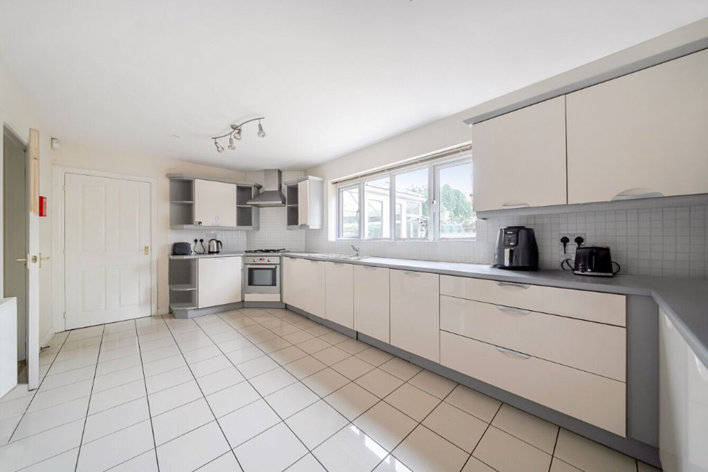 Additional image 7 of 6 bed detached house for saleGalingale View, Newcastle-Under-Lyme ST5
