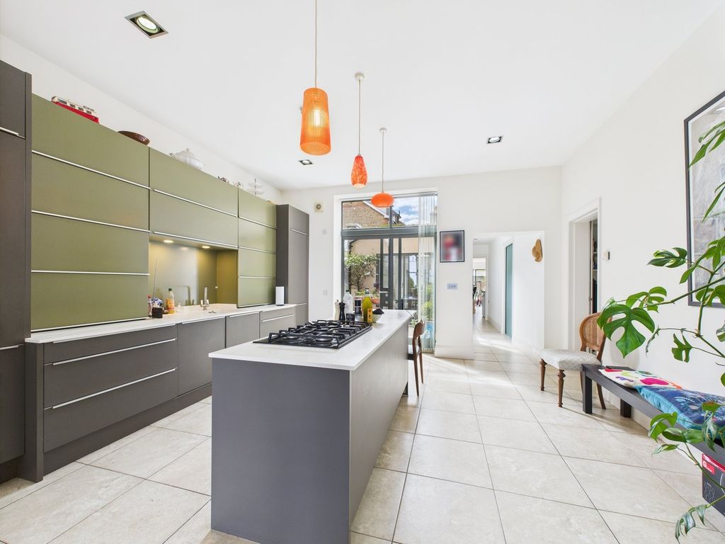 Additional image 13 of 6 bed terraced house for saleVictoria Parade, Broadstairs CT10