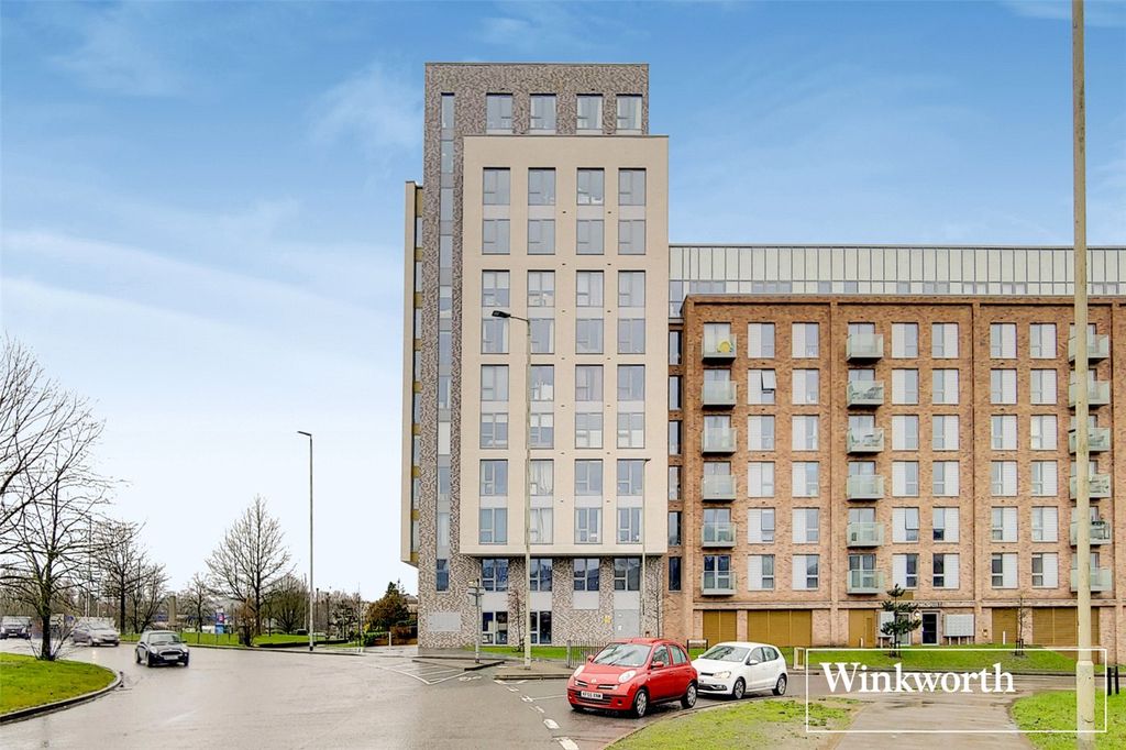 1 bed flat for saleBrook Road, Borehamwood, Hertfordshire WD6