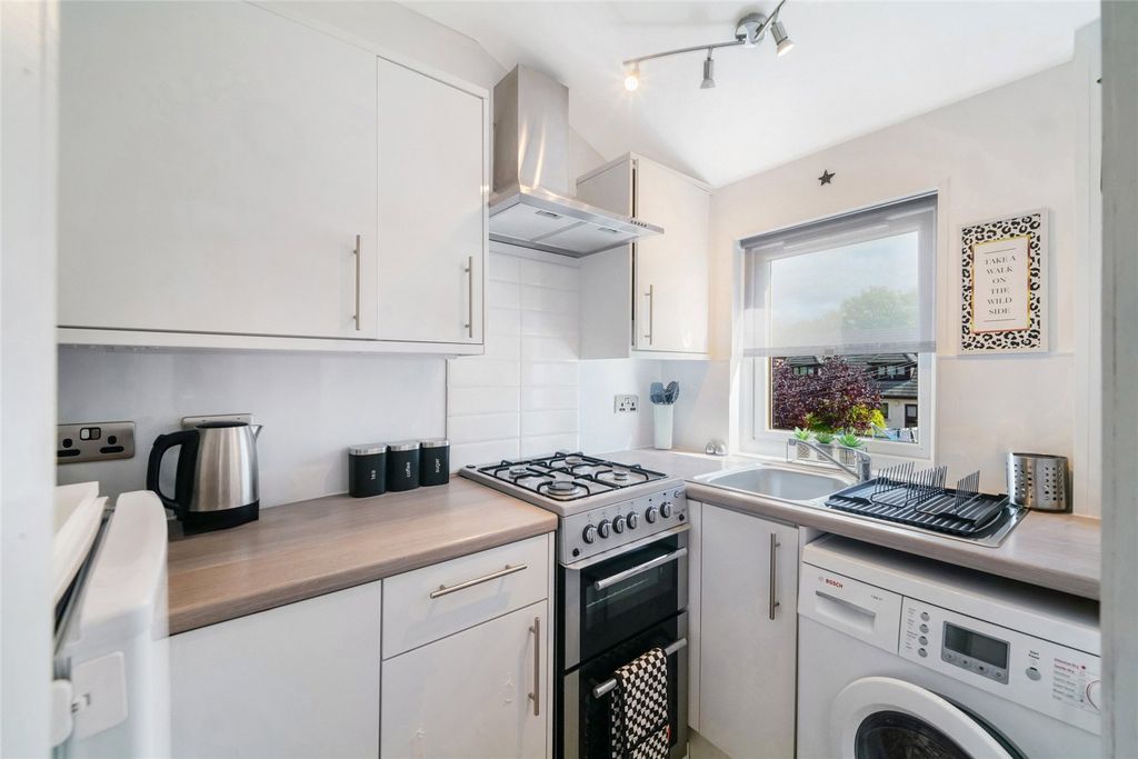Additional image 6 of 1 bed flat for saleDean Road, Kilbirnie, North Ayrshire KA25