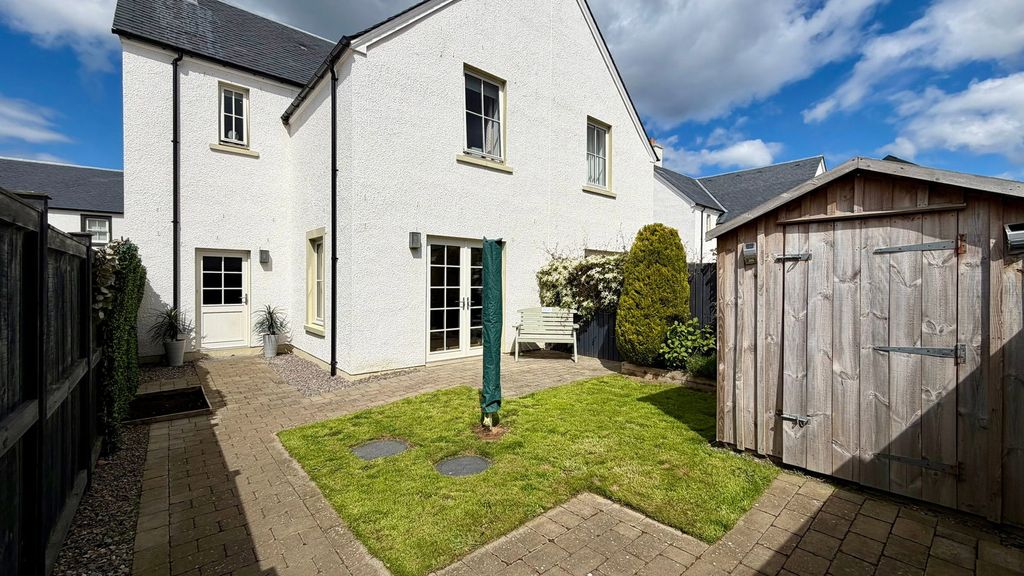 Additional image 22 of 3 bed semi-detached house for sale19 Hillhead Road, Tornagrain, Inverness IV2