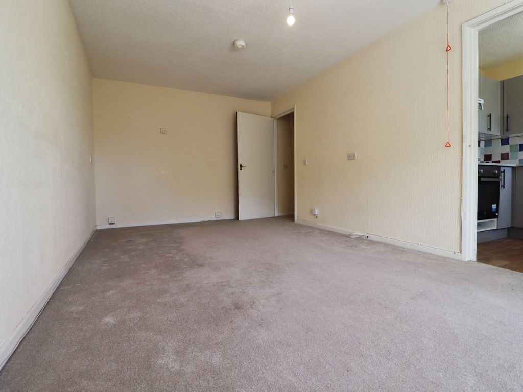 Additional image 3 of 2 bed flat for saleWordsworth Avenue, Cardiff CF24