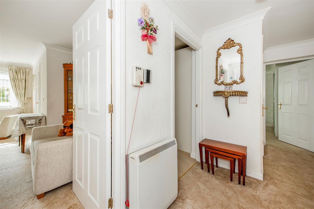 Additional image 18 of 2 bed flat for saleOld Winton Road, Andover SP10