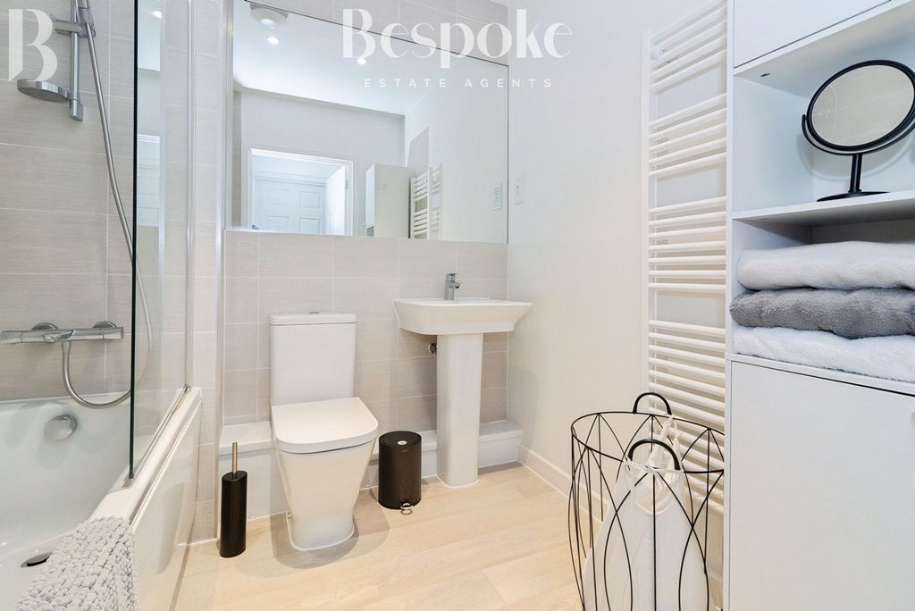 Additional image 21 of 1 bed flat for saleBolton Drive, Shinfield RG2