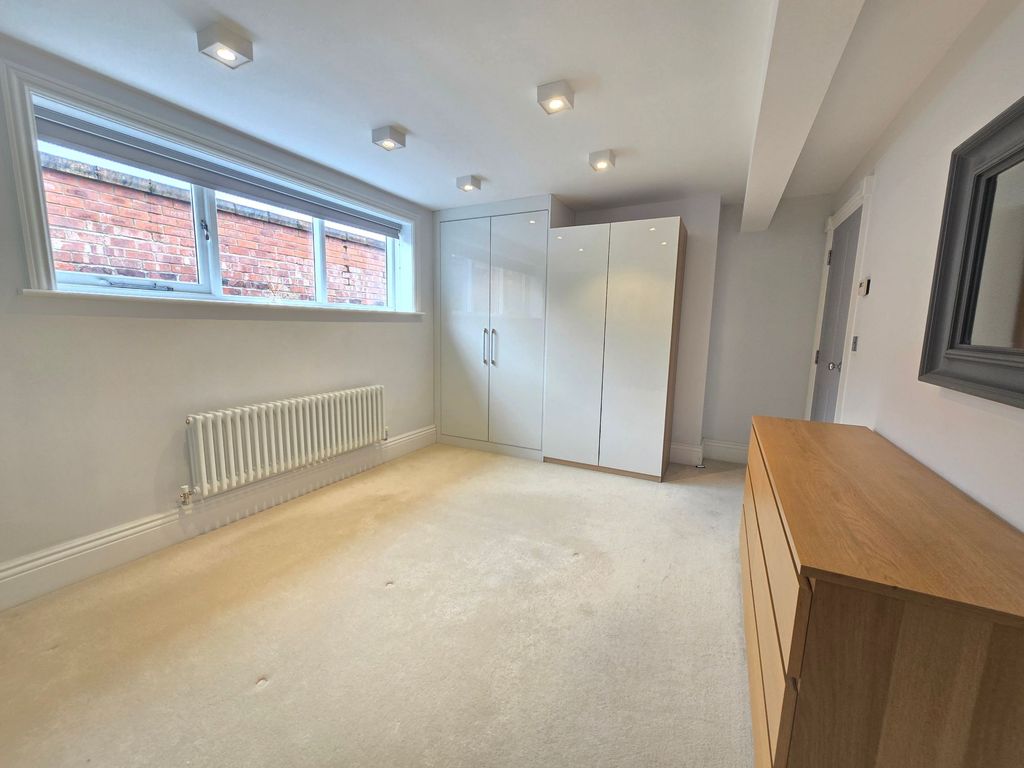 Additional image 9 of 1 bed flat for saleLawrence Road, Altrincham WA14
