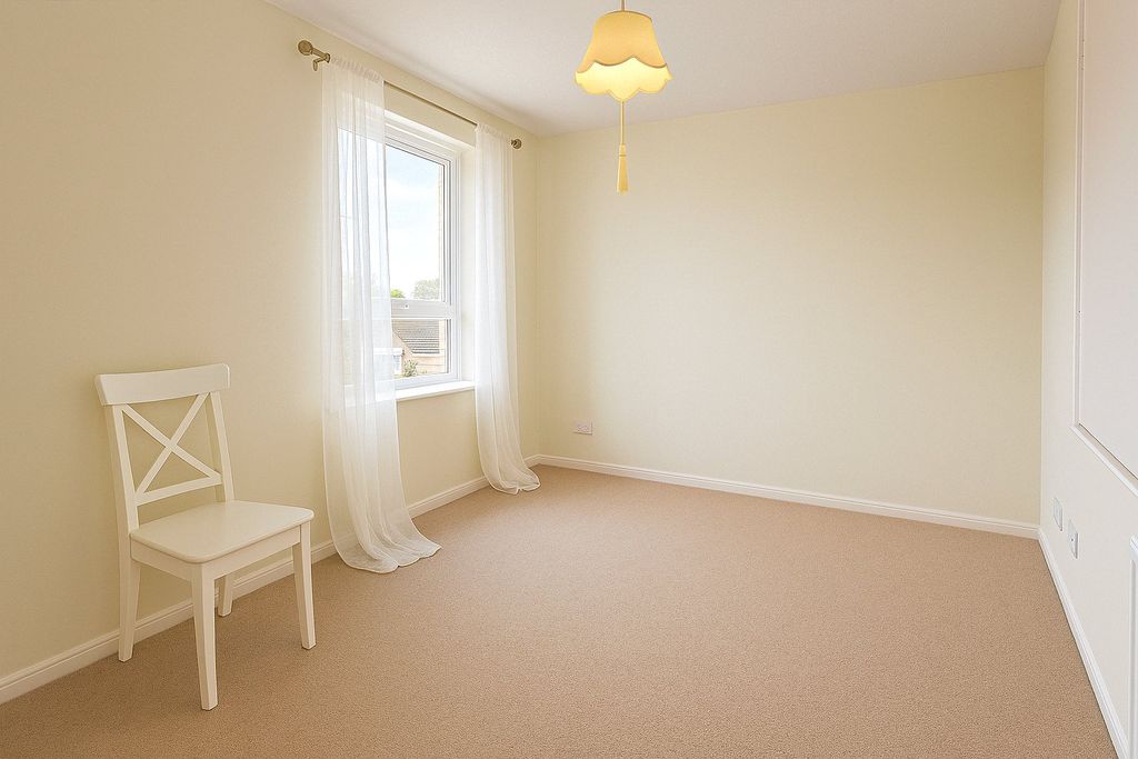 Additional image 4 of 2 bed maisonette for saleBeechwood Road, Alton, Hampshire GU34