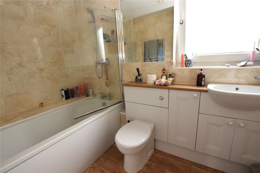 Additional image 4 of 4 bed detached house for saleGrebe Close, Alton, Hampshire GU34