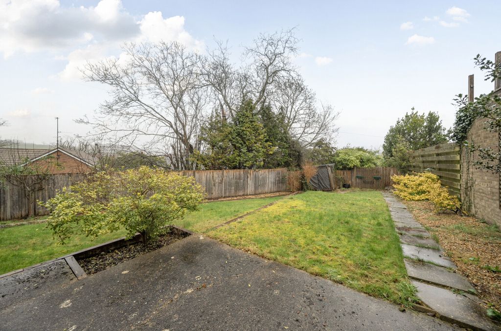 Additional image 8 of 4 bed detached house for saleBalmoral Close, Alton, Hampshire GU34