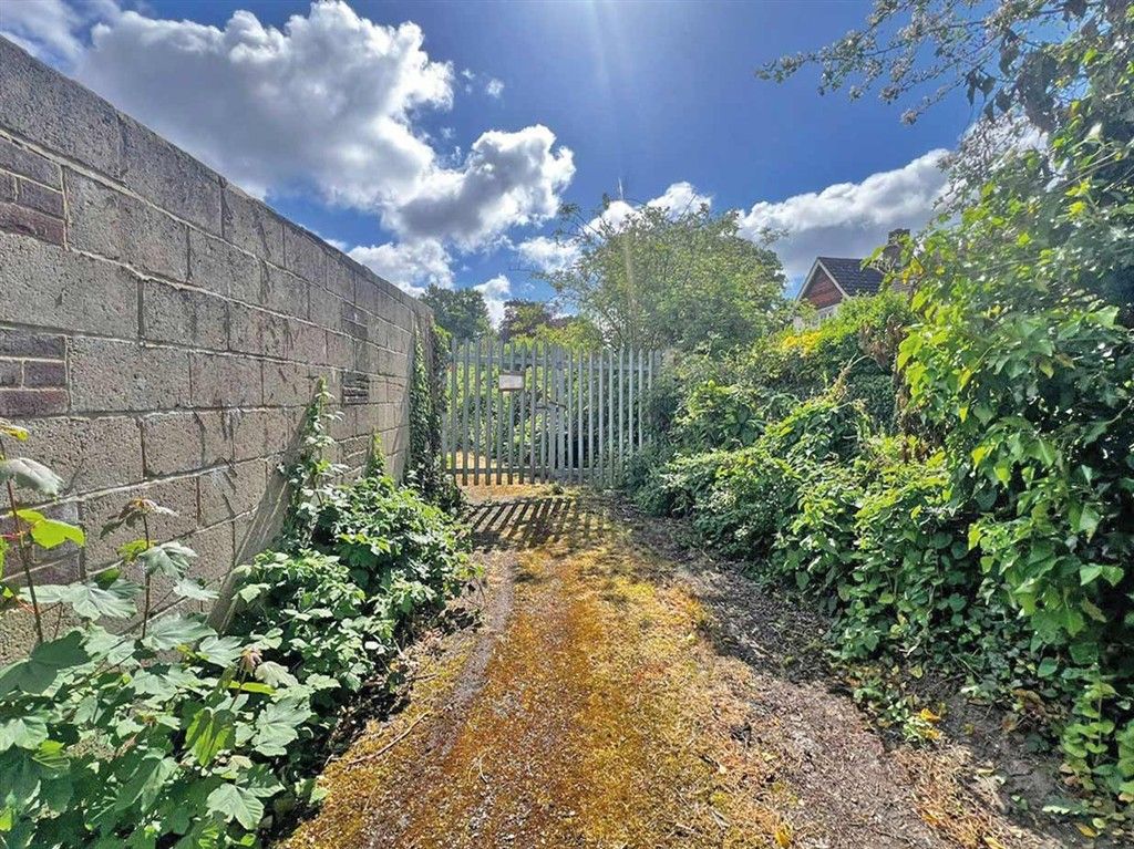 Additional image 2 of Land for saleDevonshire Place, Basingstoke RG21