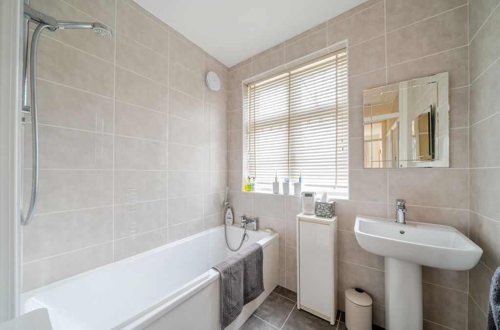 Additional image 12 of 3 bed semi-detached house for saleNew Farm Avenue, Bromley BR2