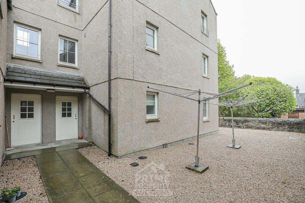 1 bed flat for sale15 Station Court, Watchmakers Lane, Alford AB33