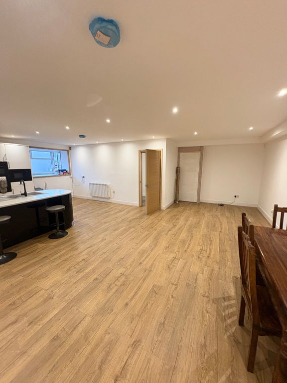 Additional image 4 of 3 bed flat for saleAshburnham Road, Bedford, Bedfordshire MK40