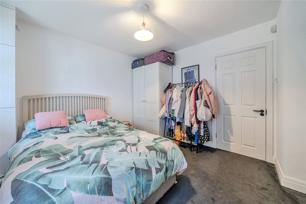 Additional image 12 of 3 bed flat for saleManor Place, Mavelstone Road, Bromley BR1