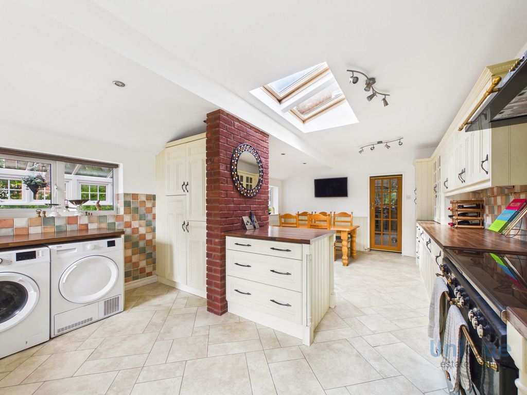 Additional image 12 of 5 bed semi-detached house for saleHeadroomgate Road, Lytham St. Annes FY8