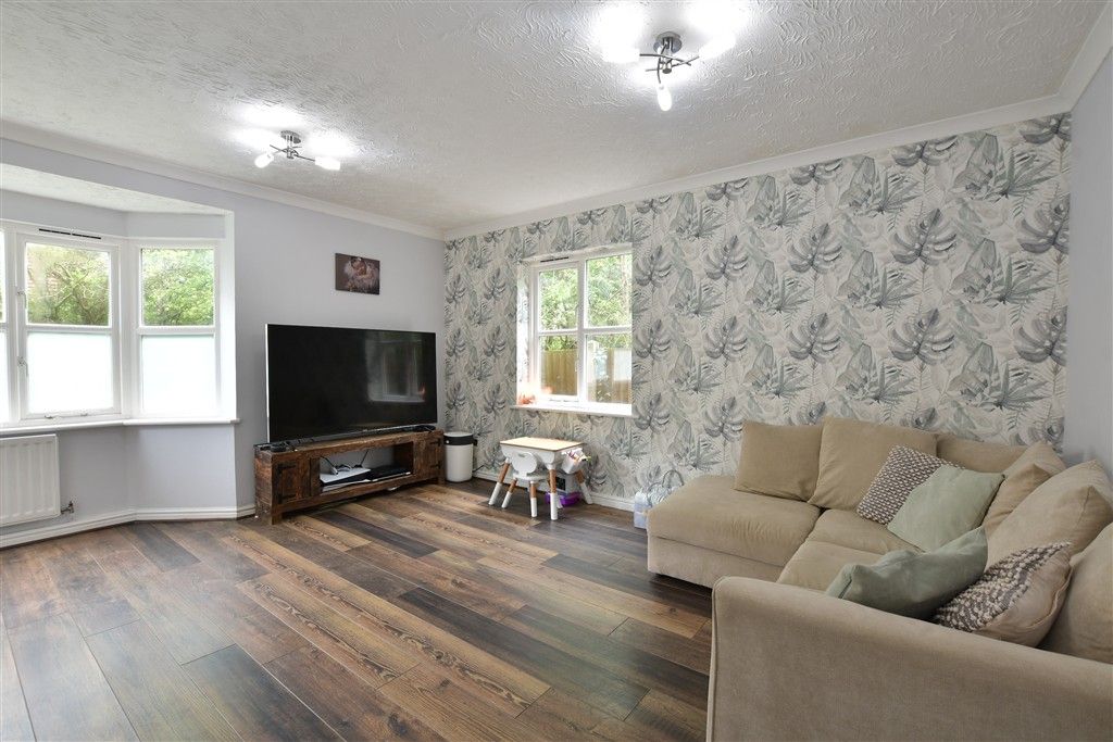 Additional image 3 of 2 bed flat for saleBramble Tye, Noak Bridge, Basildon, Essex SS15