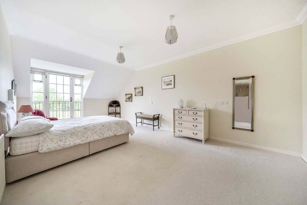 Additional image 10 of 2 bed parking/garage for saleLady Cooper Court, Castle Village, Berkhamsted, Hertfordshire HP4