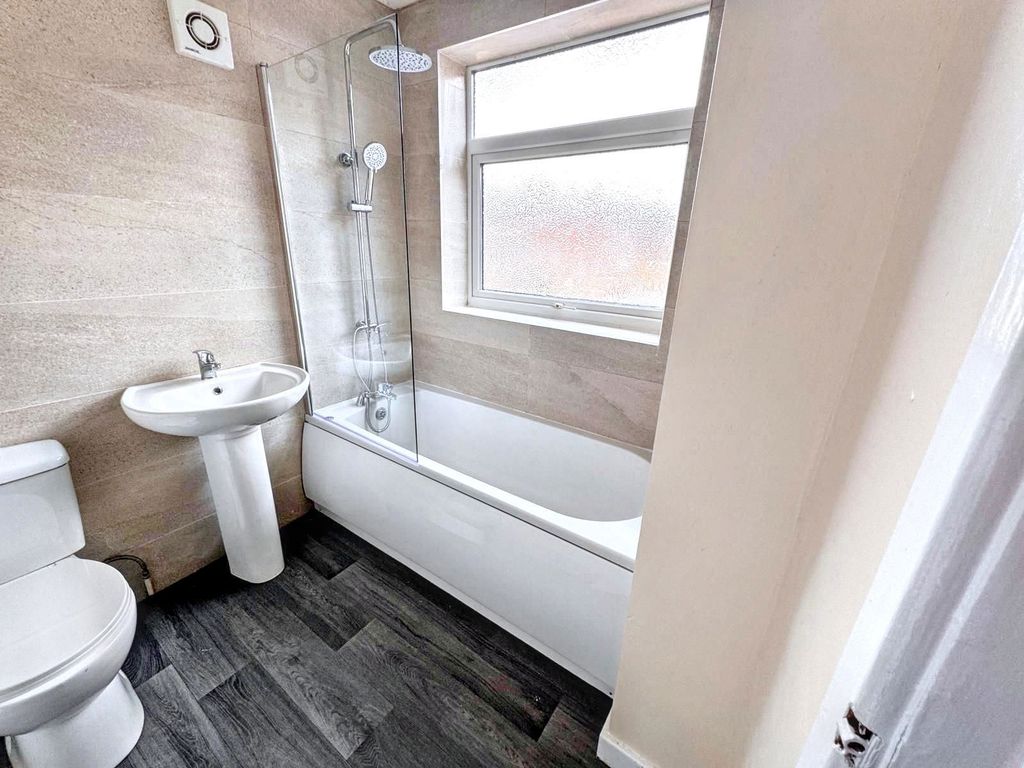 Additional image 2 of 3 bed flat for saleAlexandra Road, Ashington NE63