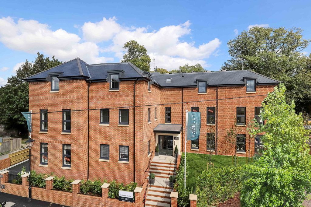 Additional image 13 of 2 bed flat for saleThe Old Police House, Station Road, Alresford SO24