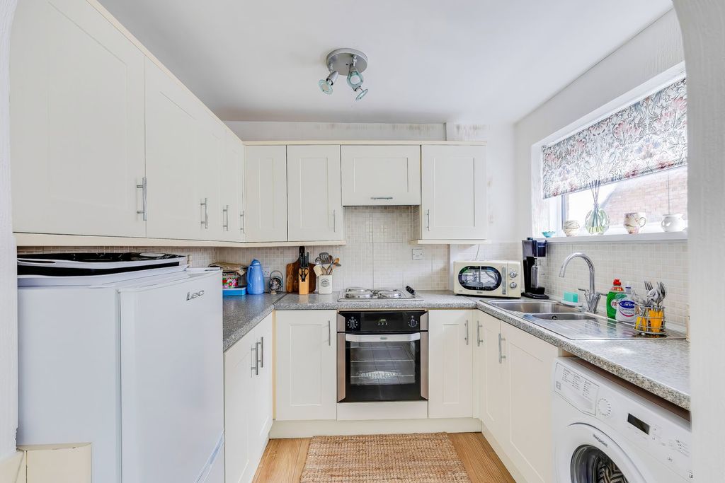 Additional image 15 of 3 bed semi-detached house for saleCarisbrooke Way, Cardiff CF23
