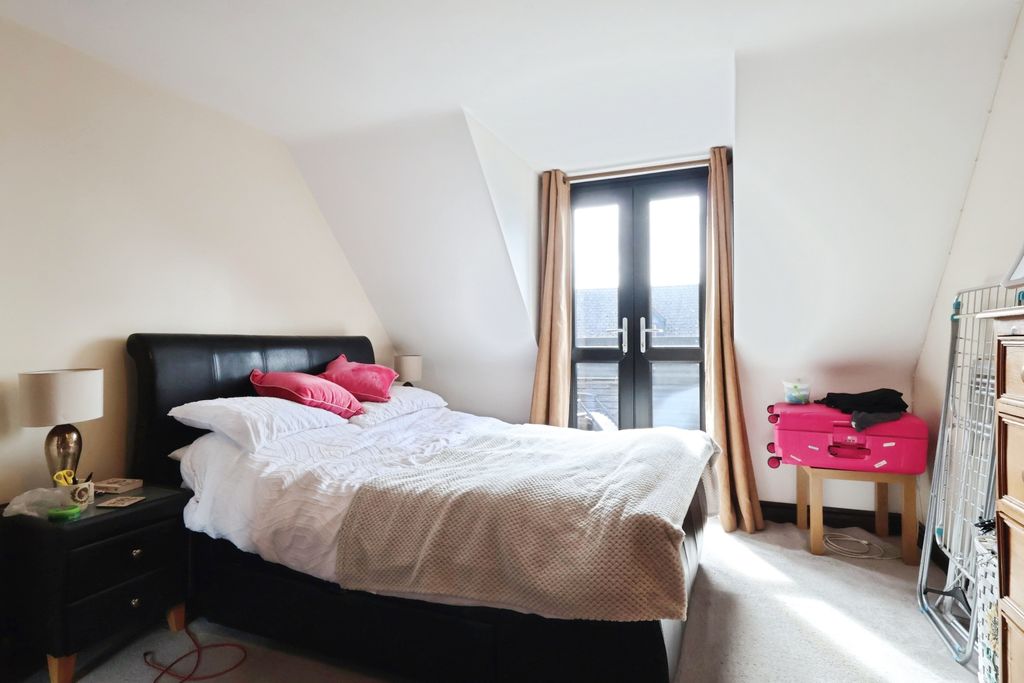 Additional image 9 of 1 bed flat for salePryors Court, Baldock SG7