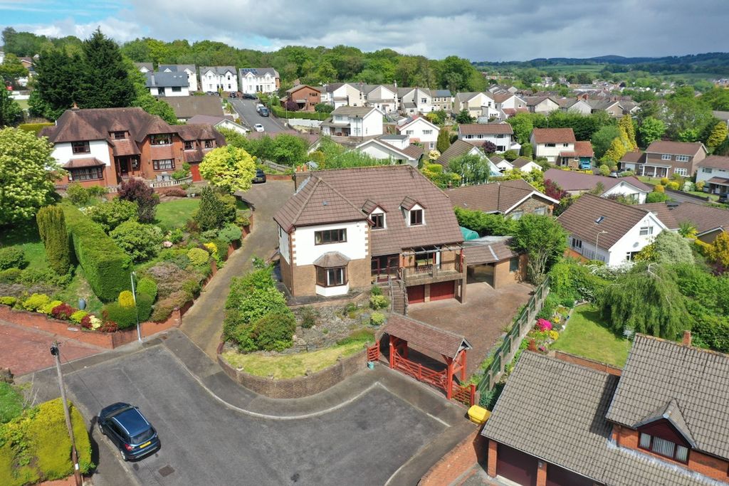 Additional image 7 of 4 bed detached house for saleAspen Avenue, Blackwood NP12