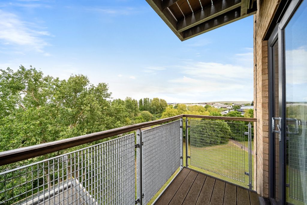 Additional image 13 of 2 bed flat for saleHackney House, Clydesdale Way DA17