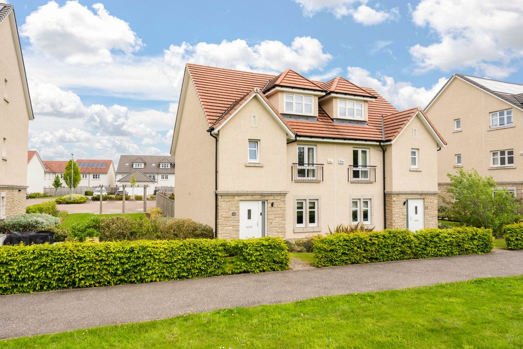 Additional image 41 of 4 bed semi-detached house for sale5 Ramslack Street, Balerno, Edinburgh EH14