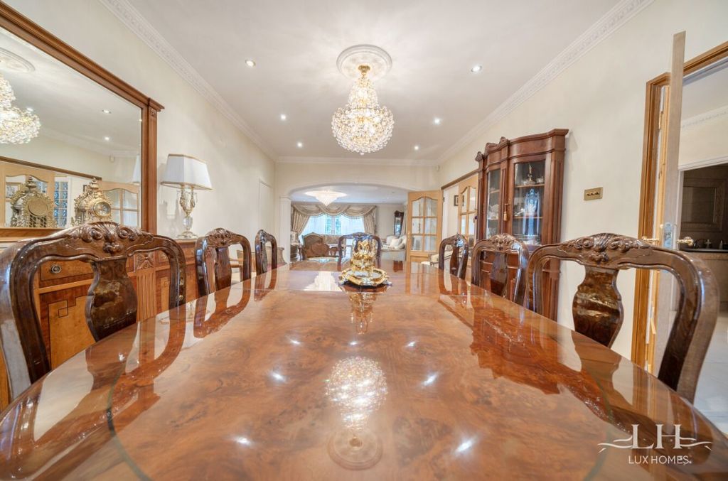 Additional image 13 of 4 bed detached house for saleNelmes Road, Emerson Park RM11