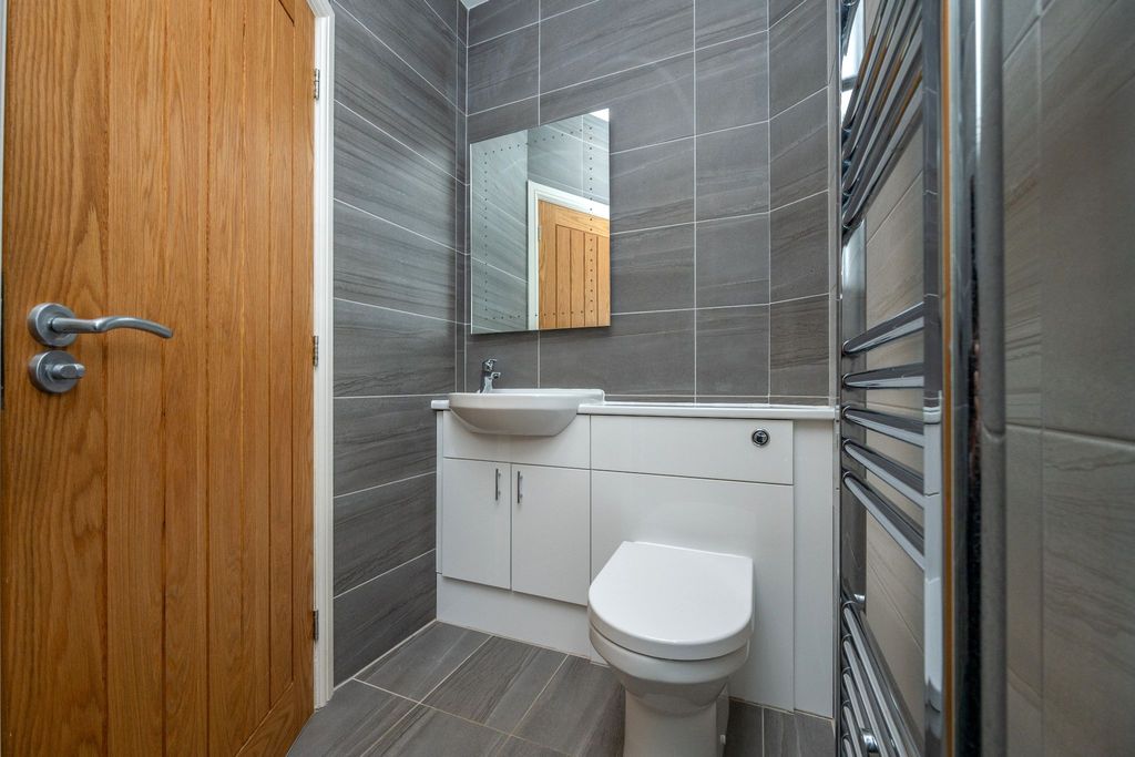 Additional image 18 of 3 bed semi-detached house for saleMoorfield Road, Alcester B49