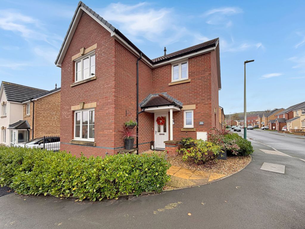 4 bed detached house for saleHolly Field Rise, Bedwas CF83