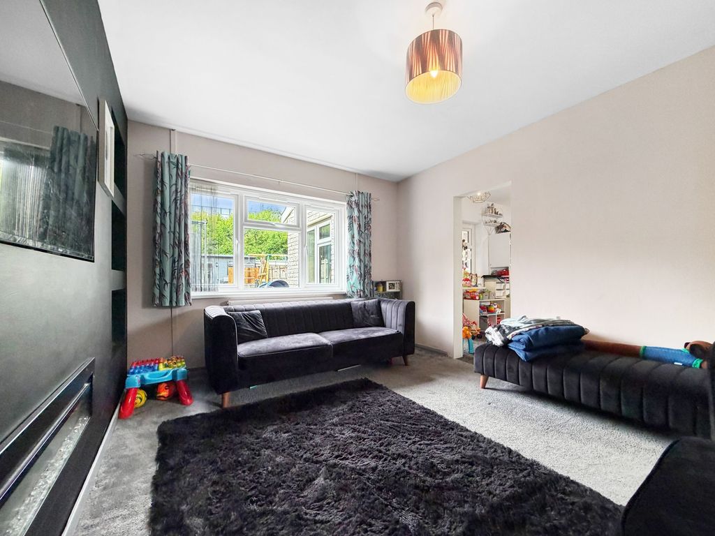 Additional image 3 of 3 bed semi-detached house for saleHeol Trecastell, Caerphilly CF83