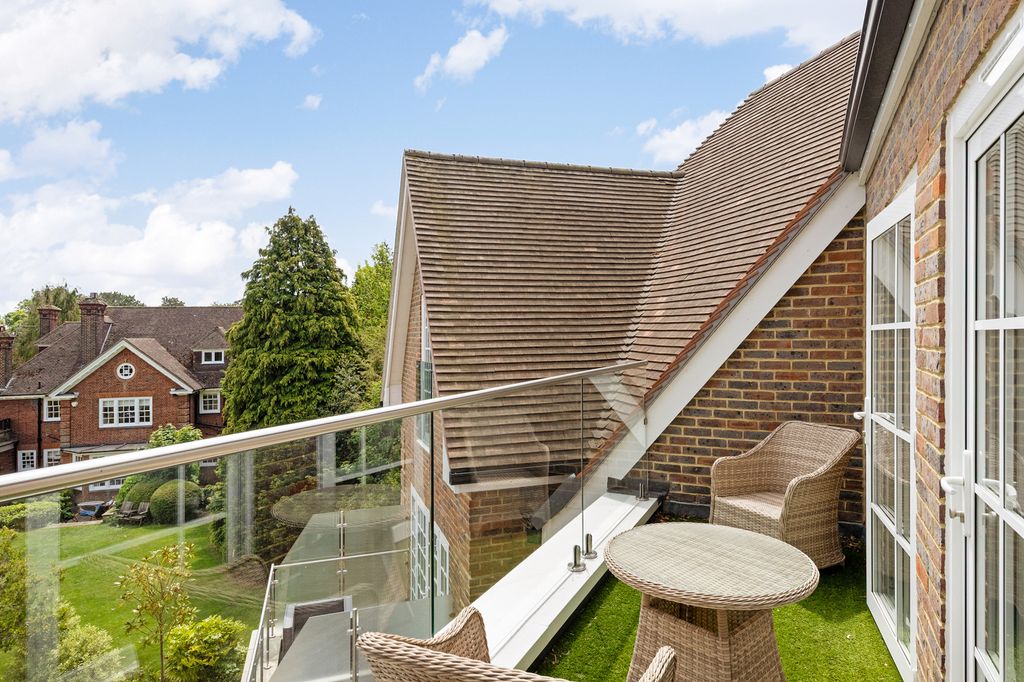 Additional image 6 of 3 bed flat for saleWoodlands Road, Bromley BR1