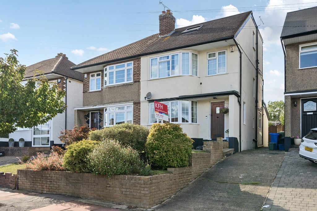 4 bed semi-detached house for saleConstance Crescent, Hayes, Kent BR2