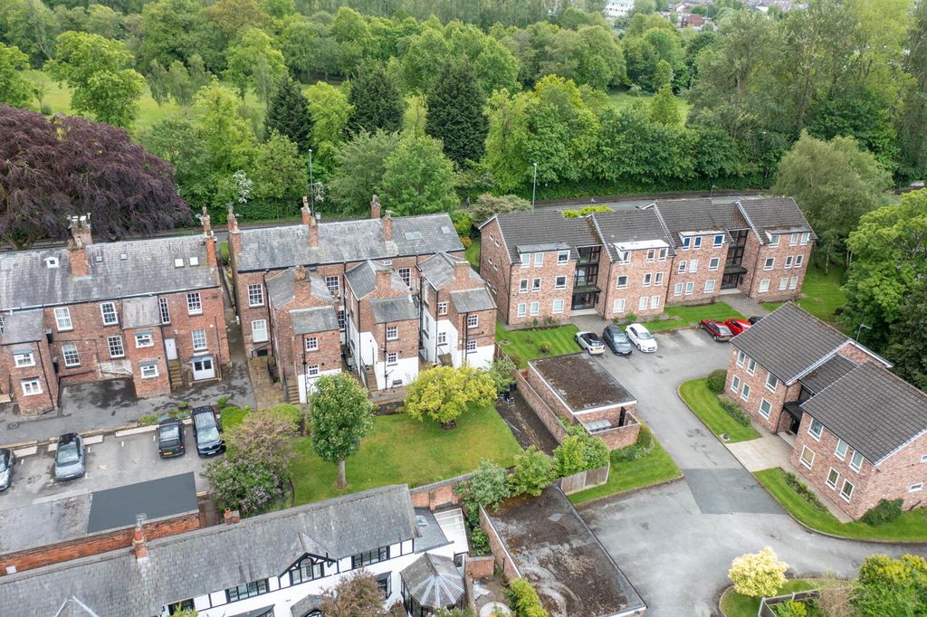 Additional image 24 of 4 bed flat for saleStockport Road, Timperley WA15