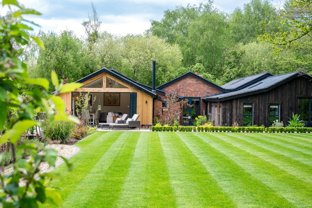 Additional image 46 of 5 bed bungalow for saleKnutsford Road, Alderley Edge, Cheshire SK9