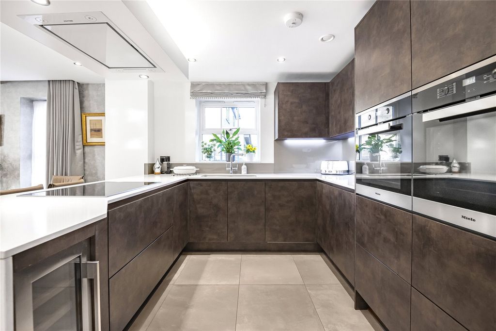 Additional image 14 of 2 bed flat for saleCamlet Way, Hadley Wood EN4