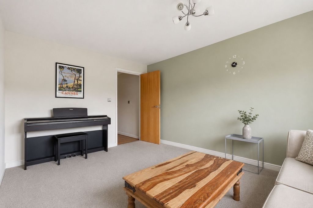 Additional image 8 of 3 bed flat for saleMarkham Quay, Camlough Walk, Chesterfield S41