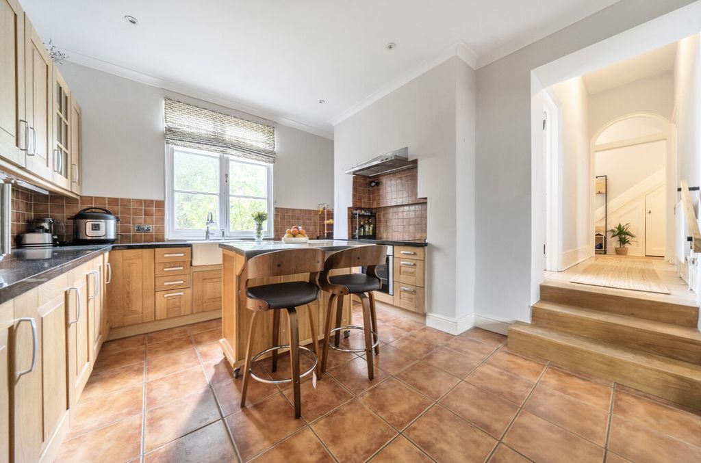 Additional image 14 of 3 bed flat for saleFreelands Road, Bromley BR1